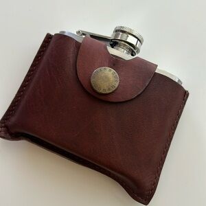 BARBOUR HINGES FLASK WITH LEATHER WRAP CASE STAINLESS STEEL 4 oz